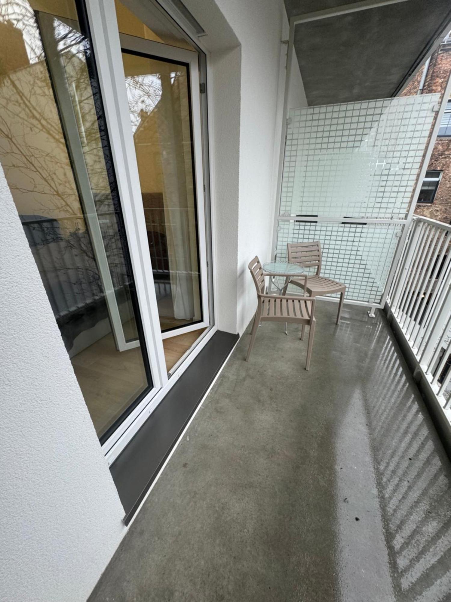 Apartament Przy Placu Wolnosci ポズナン エクステリア 写真